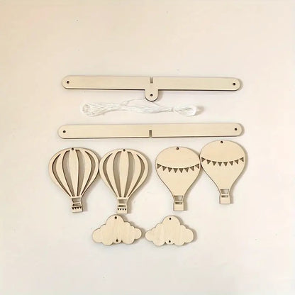 Wooden Balloon Mobile – Simple baby room decoration with wooden balloon