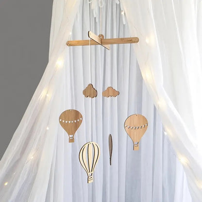 Wooden Balloon Mobile – Simple baby room decoration with wooden balloon