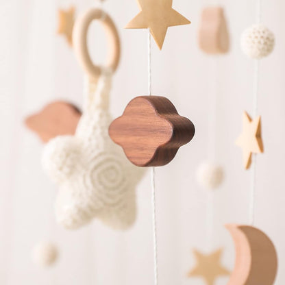 Star Mobile – Gentle baby room decoration with clouds and knitted star